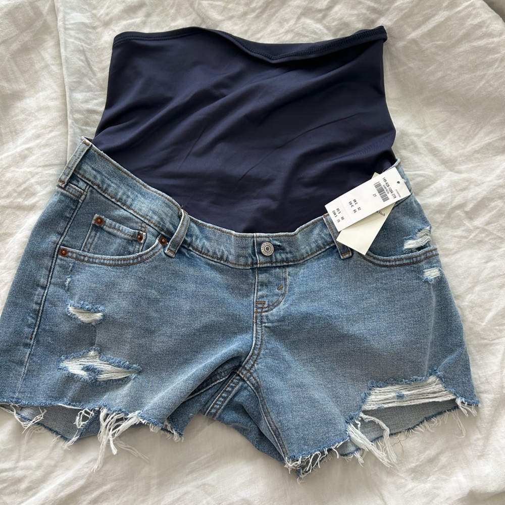 Abercrombie maternity shorts Size 26